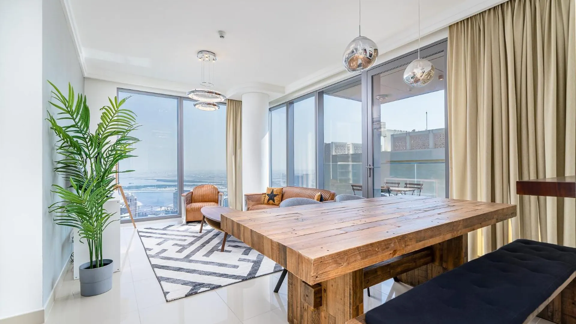 Alh Vacay - Fascinating 1 Bedroom In Boulevard Point contacts