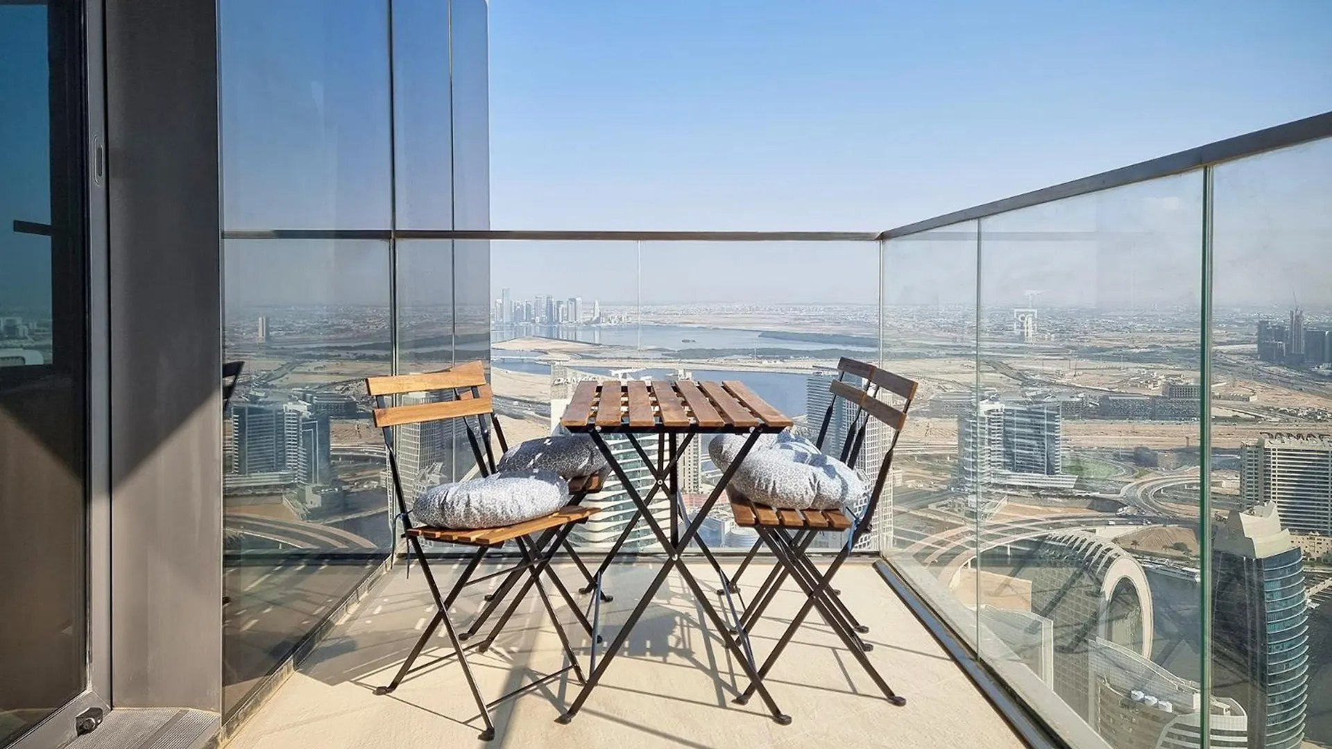 Alh Vacay - Fascinating 1 Bedroom In Boulevard Point Dubai Apartment
