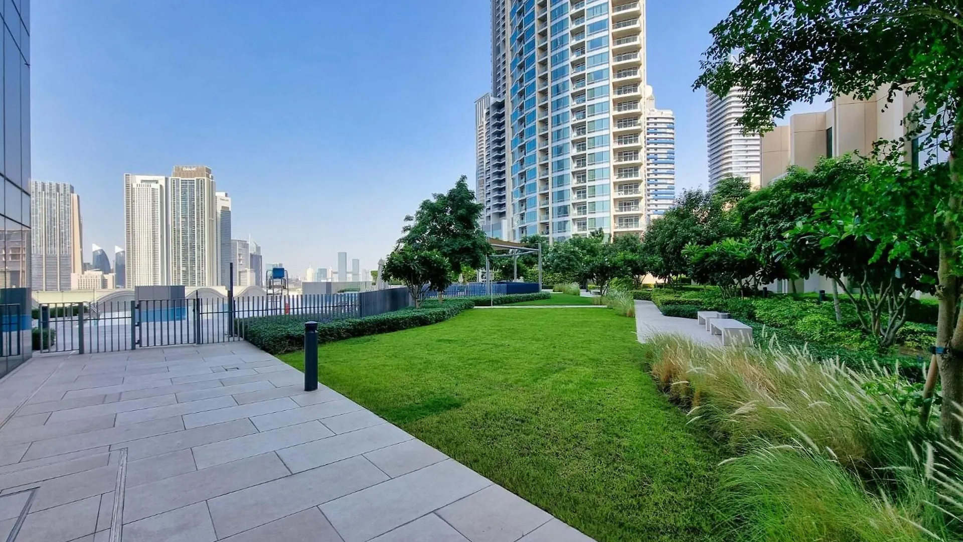 Alh Vacay - Fascinating 1 Bedroom In Boulevard Point Dubai 0*,  United Arab Emirates