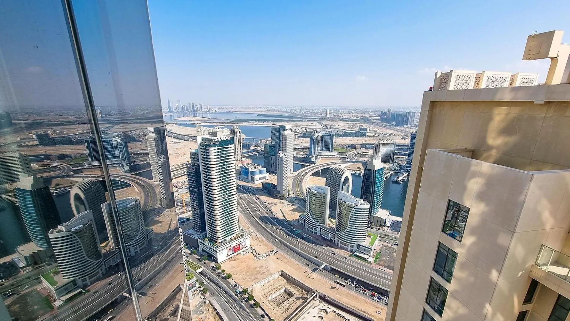 Alh Vacay - Fascinating 1 Bedroom In Boulevard Point Dubai 0*,